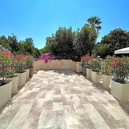 Cavalieri Country מלון